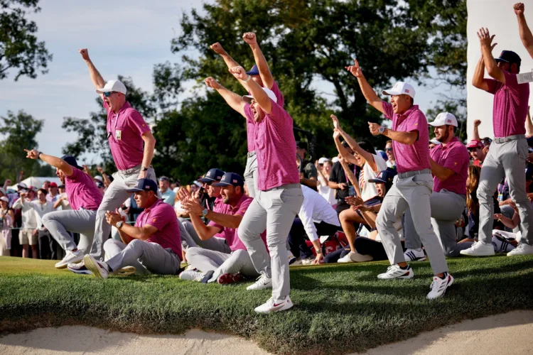 Americans rally to win 11th straight Presidents Cup